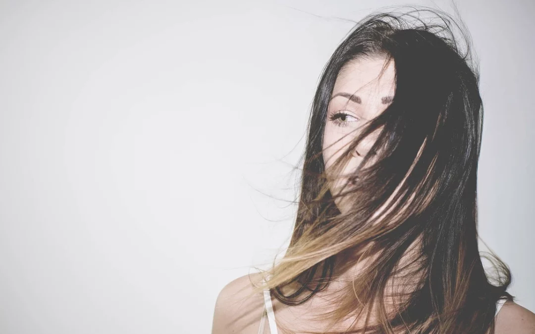 Le Microneedling : Une Solution Innovante pour la Santé Capillaire