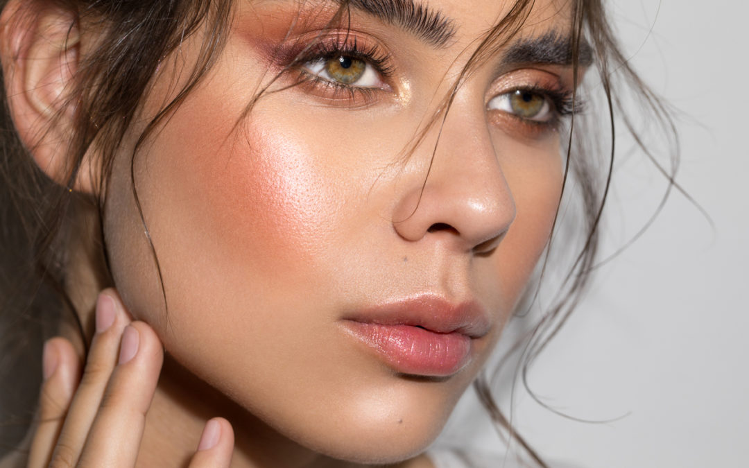 « Sourcils Parfaits : Optez pour le Rehaussement et la Teinture pour un Effet Liftant Instantané » »