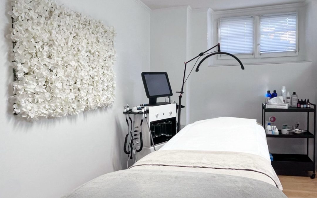 « Soin du Visage Avant le Mariage : Guide du Soin Hydraface et du Microneedling pour une Peau Éclatante »