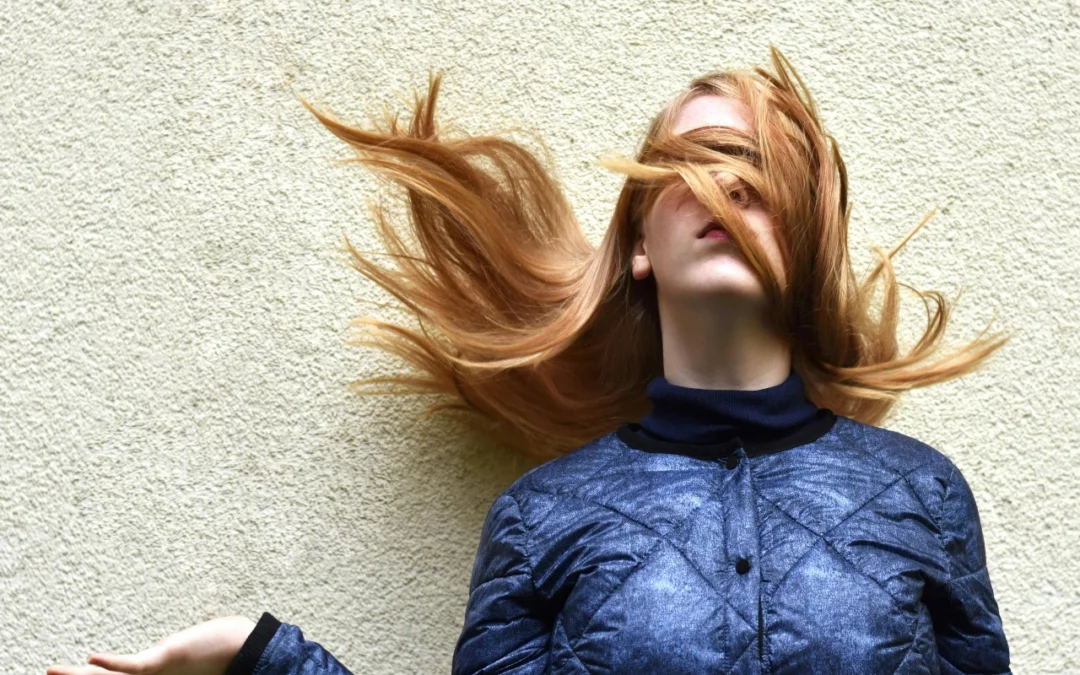 « La Stimulation du Cuir Chevelu avec le Dermaroller : Un Guide Complet »